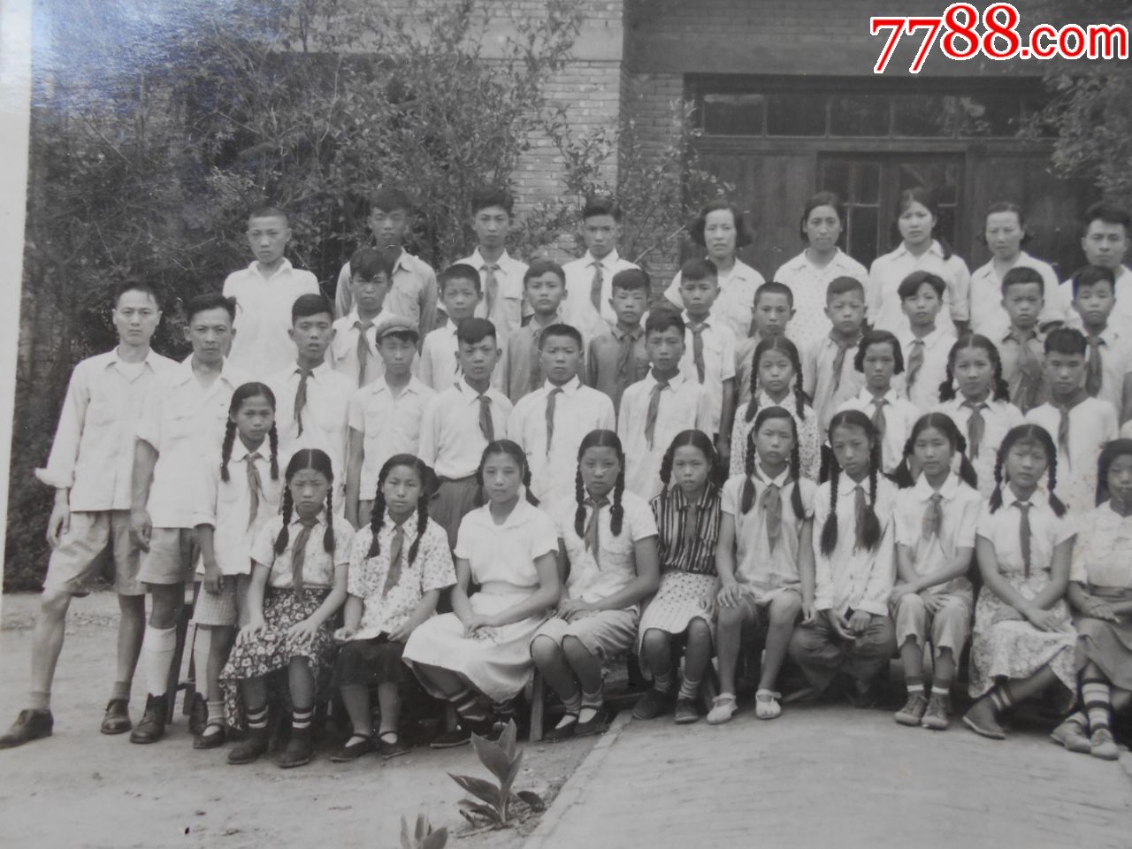 老照片【南京市许府巷小学1955年暑期高小毕业合影】