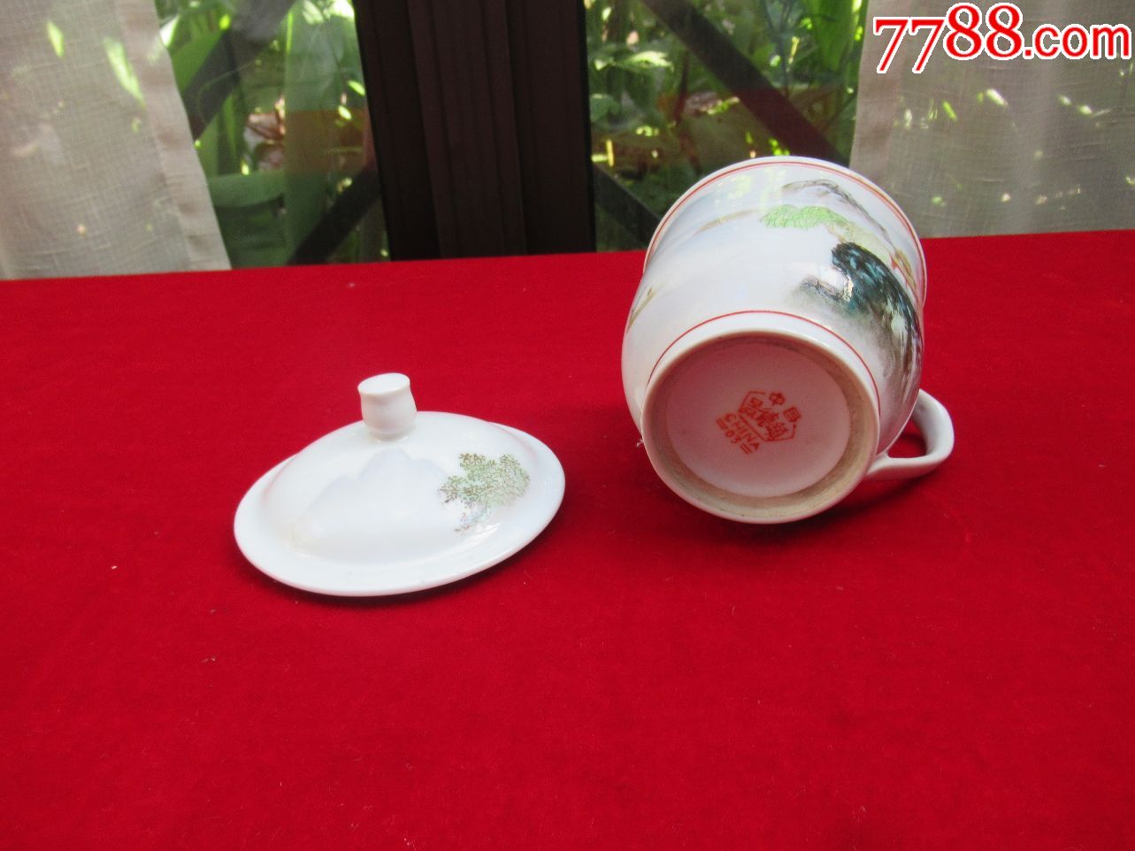 底款中国景德镇瓷手绘山水风景图七十年代茶杯(有不很