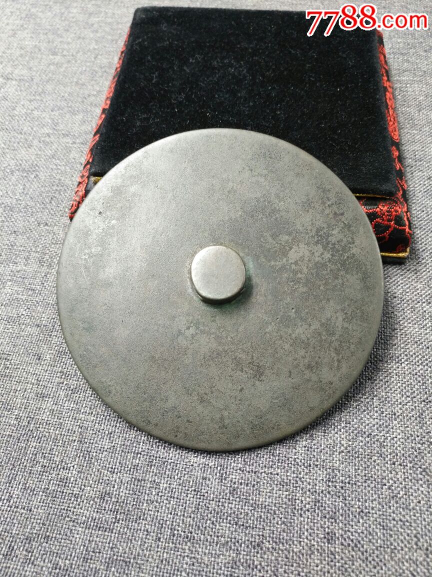 明代素面铜镜径102厘米纽厚09厘米全品