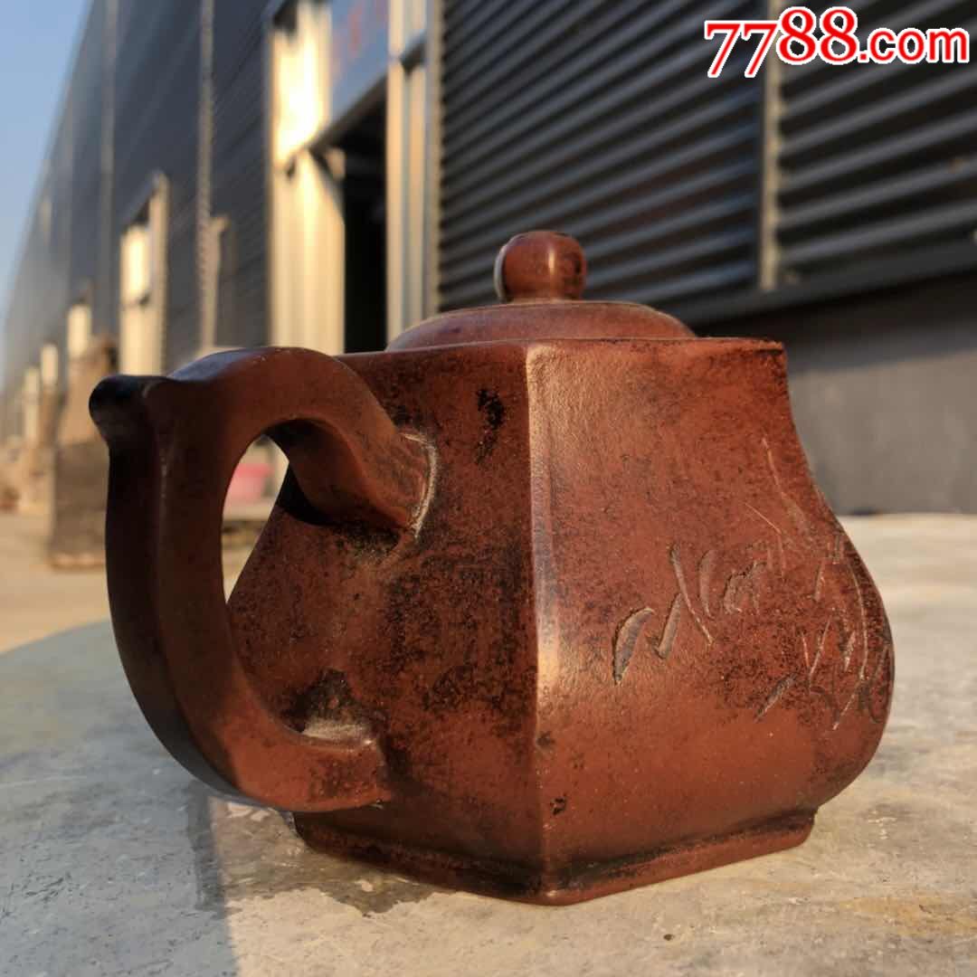 精品清代老紫砂壶,纯手工精致打造,包浆厚重,磨损自然,用砂细腻,色泽