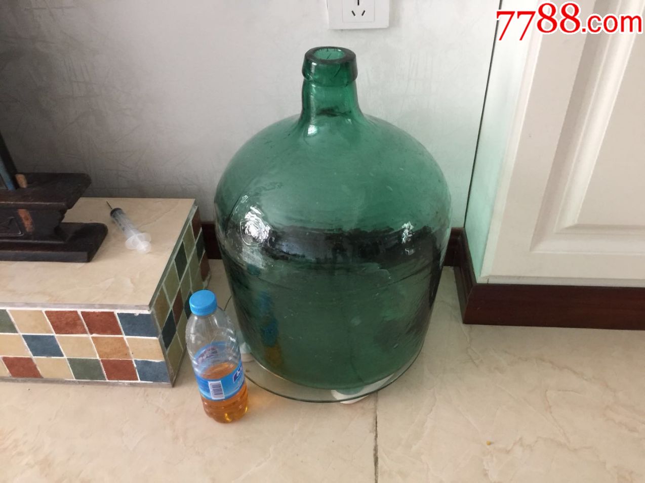 民国超大绿色玻璃酒瓶