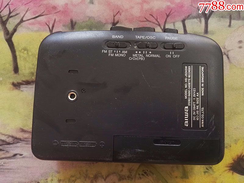 【随身听】【aiwa】【hs-js245w】