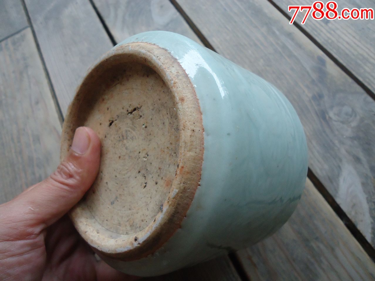 全品清代豆青釉刻花香炉_青瓷/秘色瓷_第5张_7788瓷器