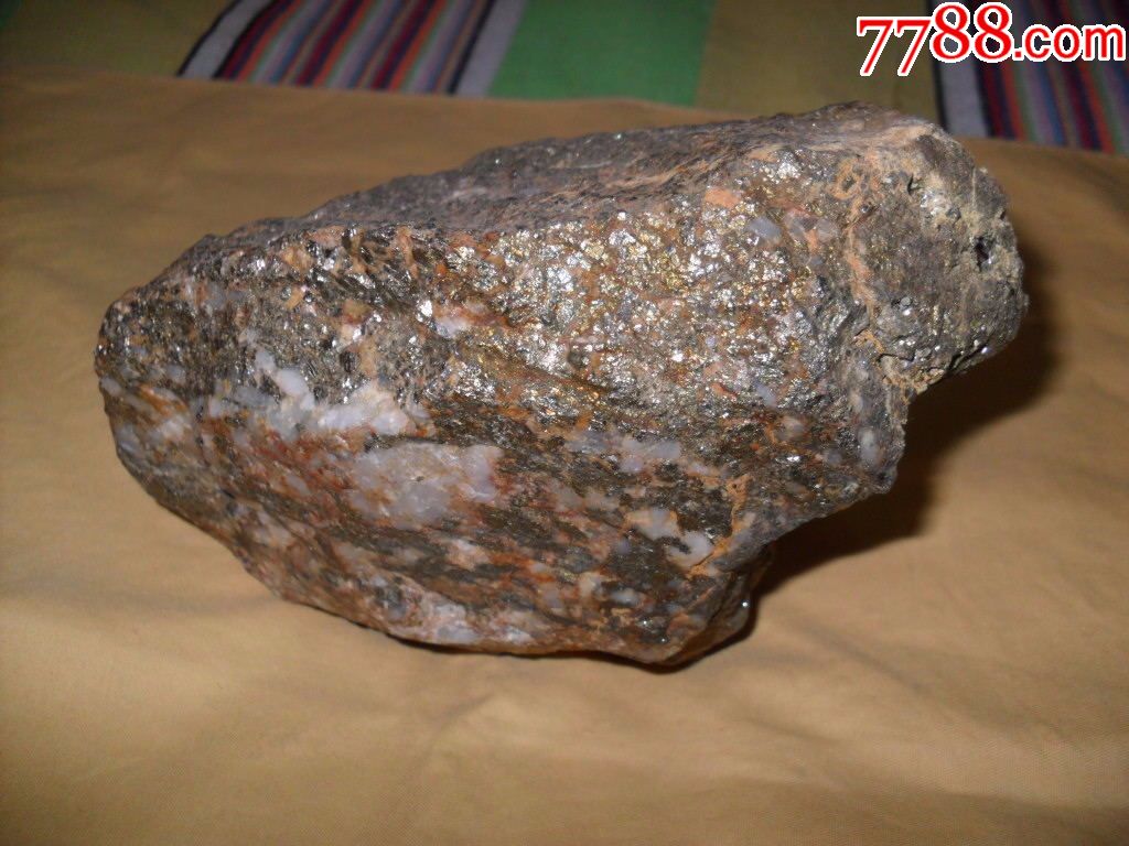 福利赚人气超精美招财金蟾天然金矿石