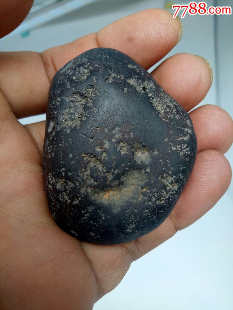 火星碳质陨石(弱磁)