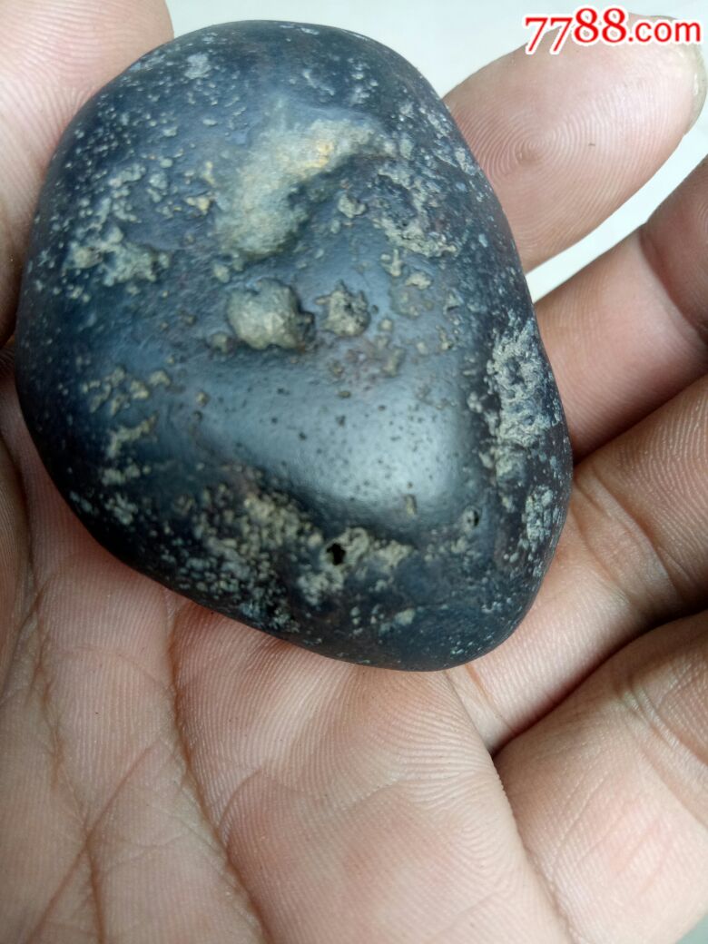 火星碳质陨石(弱磁)