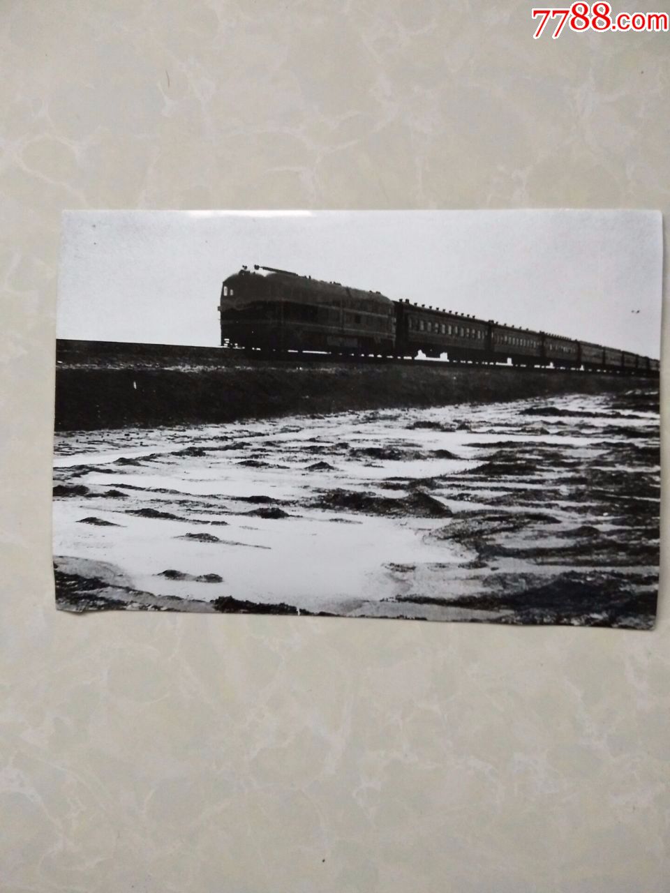 70-80年代老照片13张-青藏铁路(西宁至格尔木段)
