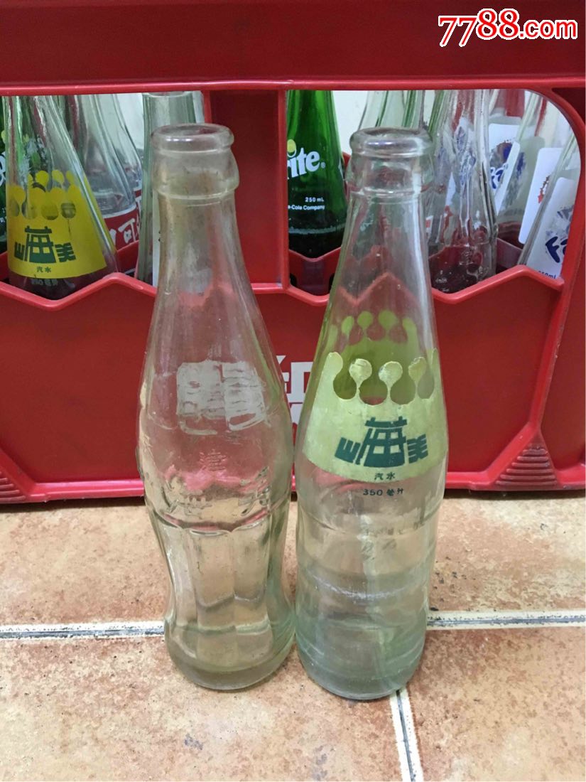 老物件-七八十年代山海关瓶和1991年天津山海关汽水玻璃瓶