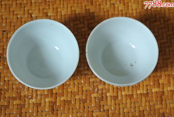 民国粉彩花卉小酒盅民国老酒杯收藏酒文化收藏民国瓷收藏