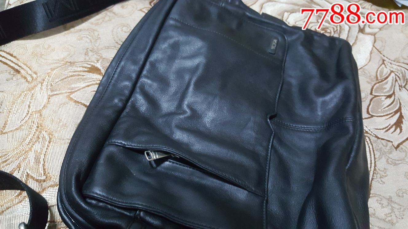 新,美国途明牛皮商务休闲两用包