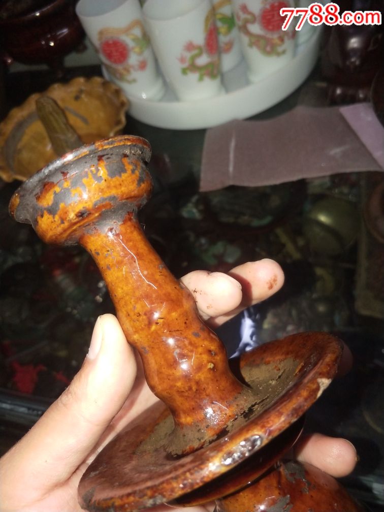 清代云南华宁窑少见烛台油灯釉色一流