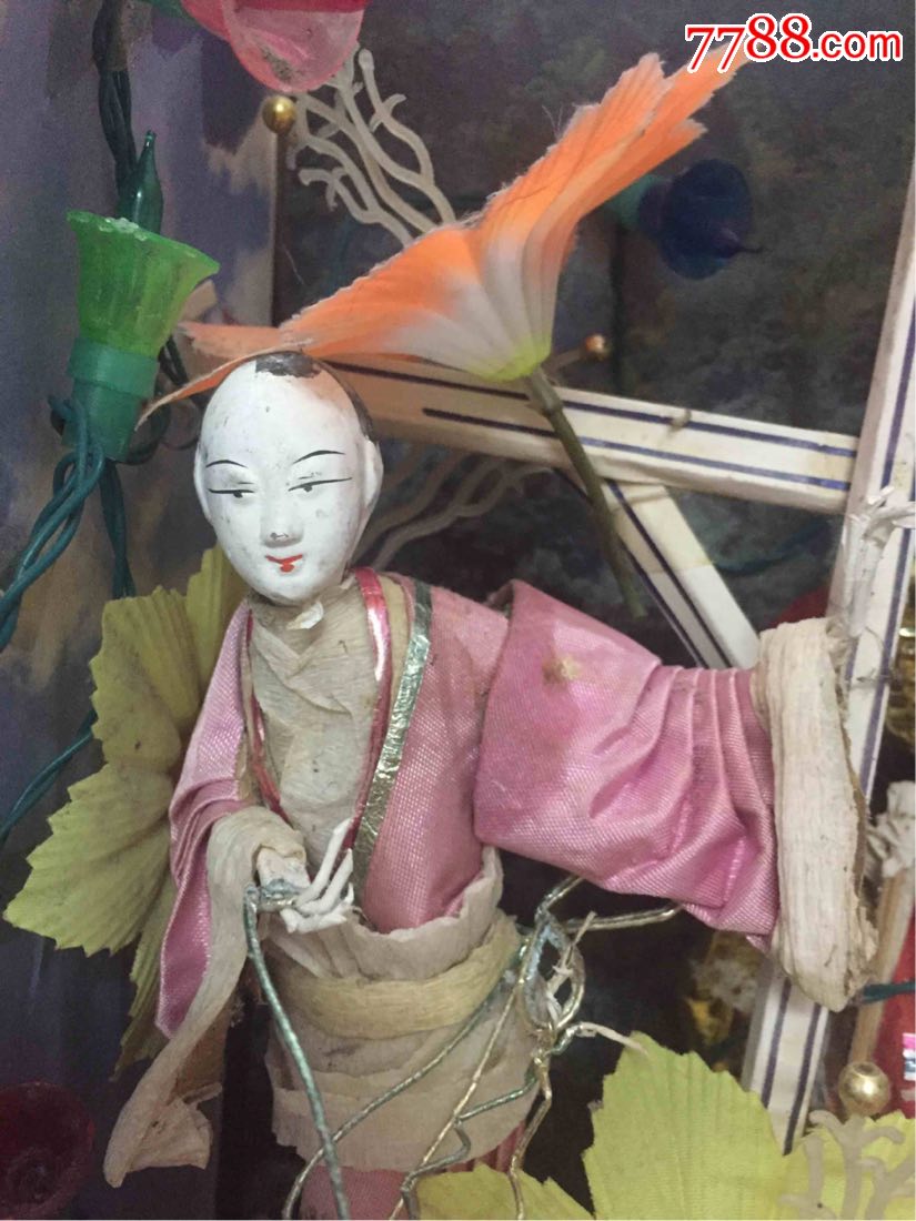 解放时期纸糊人物,民间流传的艺术,头是泥陶的尺寸30