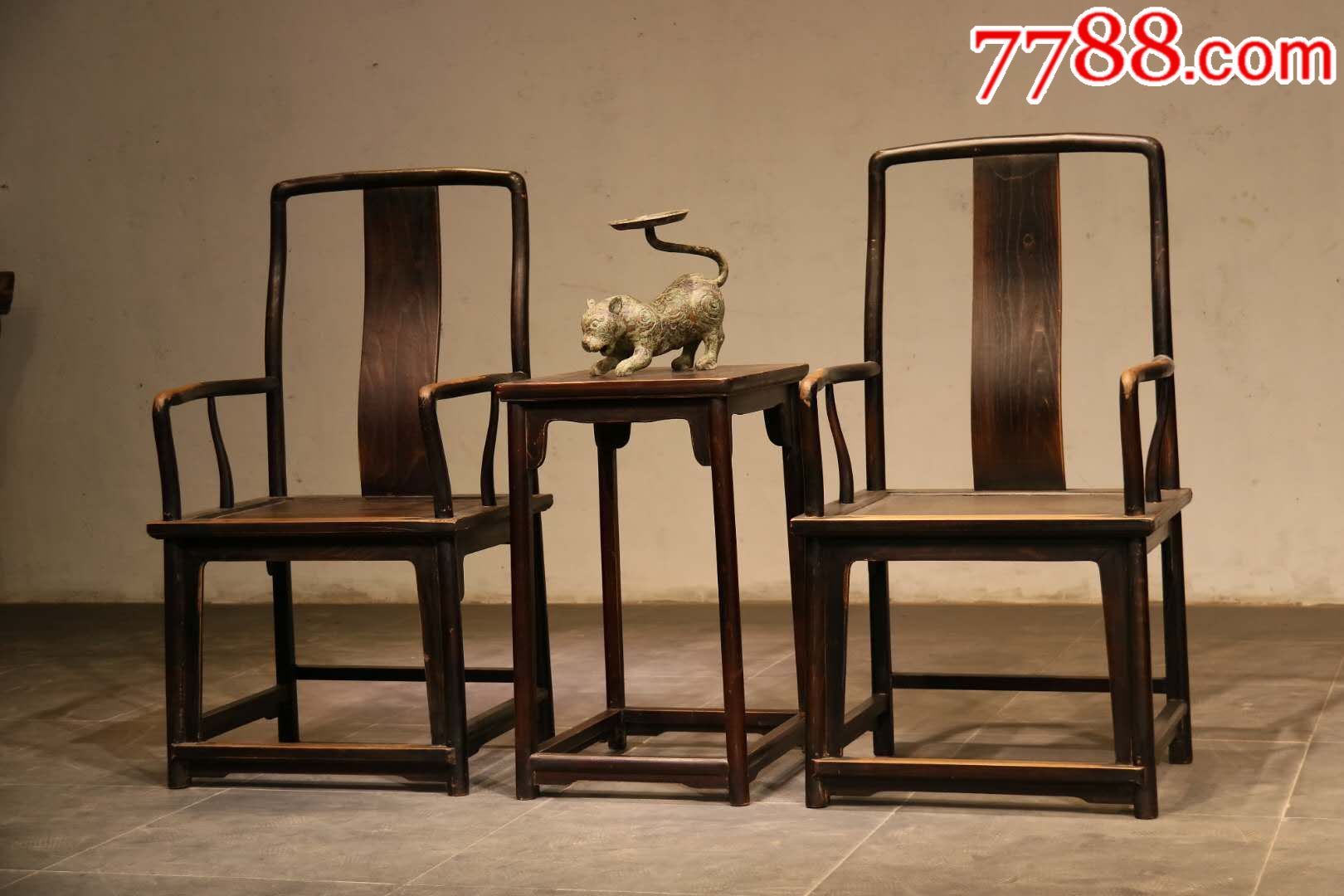 黄花梨做工明式官帽椅三件套,材质,榆木,尺寸高108,宽58,厚47,保存完整,