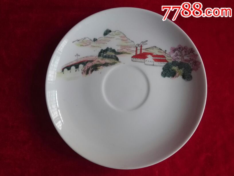 红色官窑:精品醴陵群力杯碟(群力瓷厂生产毛瓷的唯一厂家)