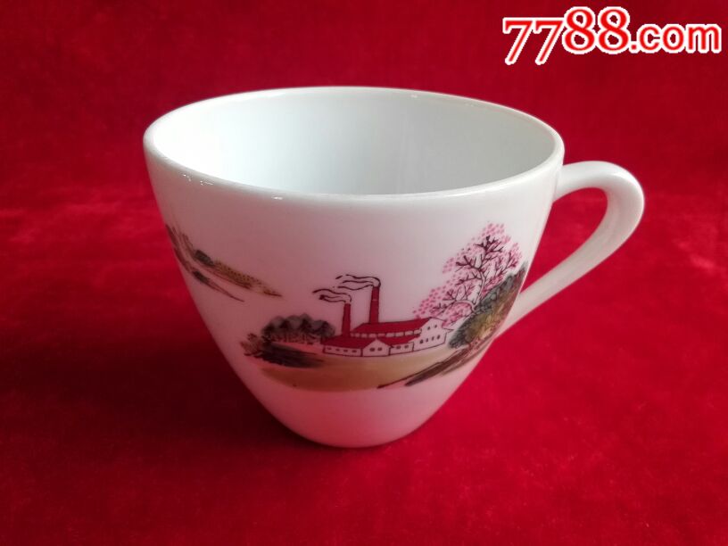 红色官窑:精品醴陵群力杯碟(群力瓷厂生产毛瓷的唯一厂家)