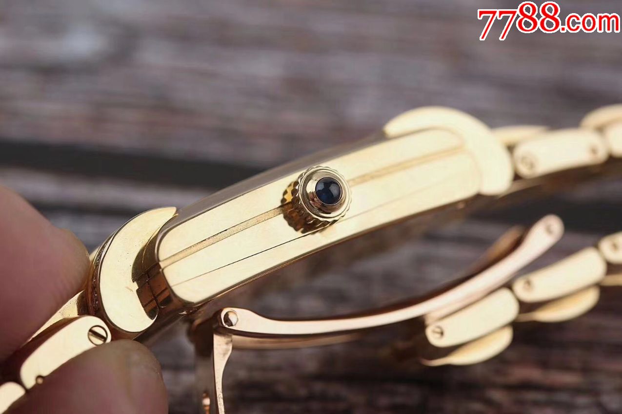 瑞士十大名表积家手表18K黄金原镶钻特色贝母