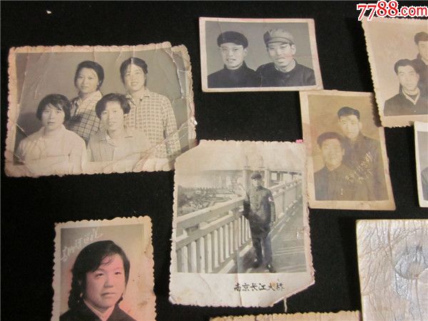 【时代记忆老照片收藏】上世纪60年代家庭合影留念弱品低价
