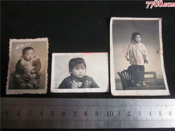 【时代记忆老照片收藏】上世纪60年代儿童合影留念弱品低价