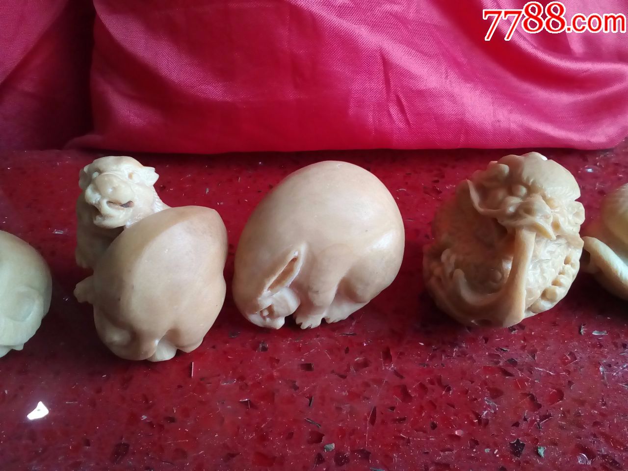 天然植物果实象*果,大师纯手工雕刻十二生肖动物,一分钱一分货