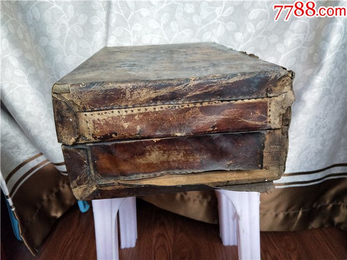 晚清老皮箱