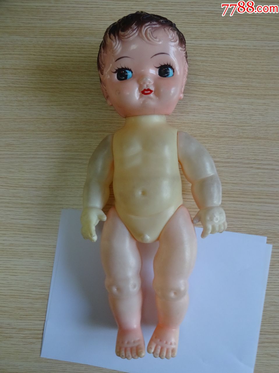 早期塑料娃娃