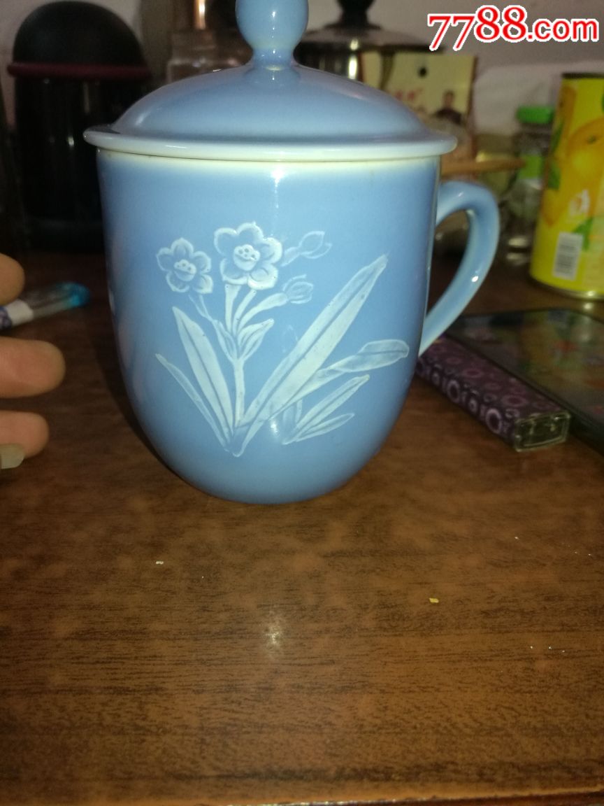 567天青釉兰花堆白杯子,青瓷/秘色瓷_第1张_7788青瓷收藏