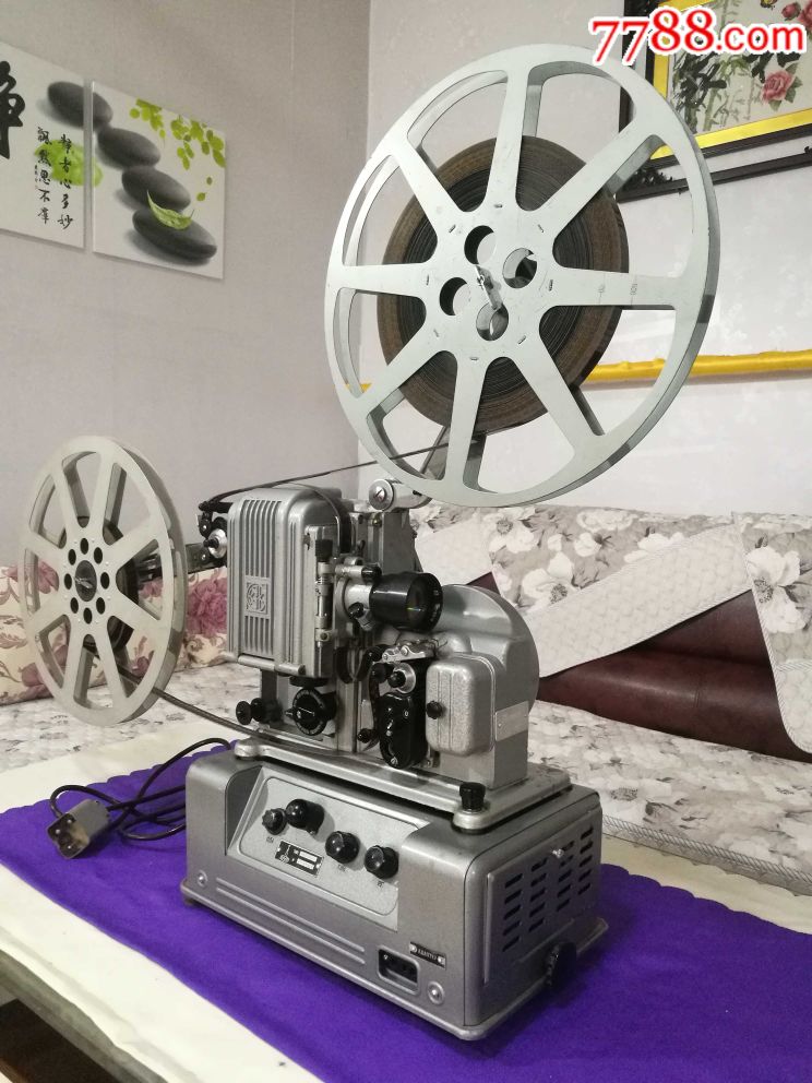 1979年乌克兰产16毫米有声电影放映机大全套,老五四原型姊妹机-俗称小