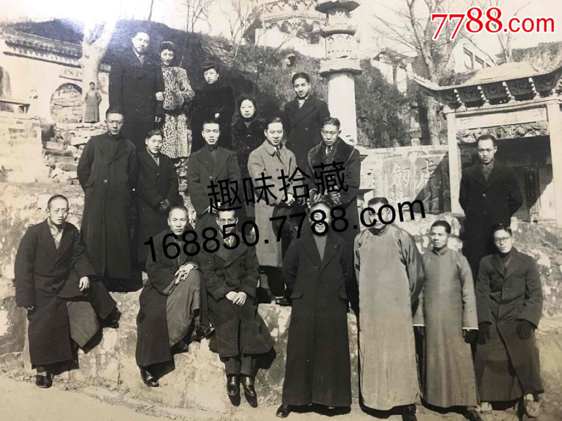 珍贵影像】民国1943年名流佳人与一外籍人士在苏州虎丘山虎丘塔前合影