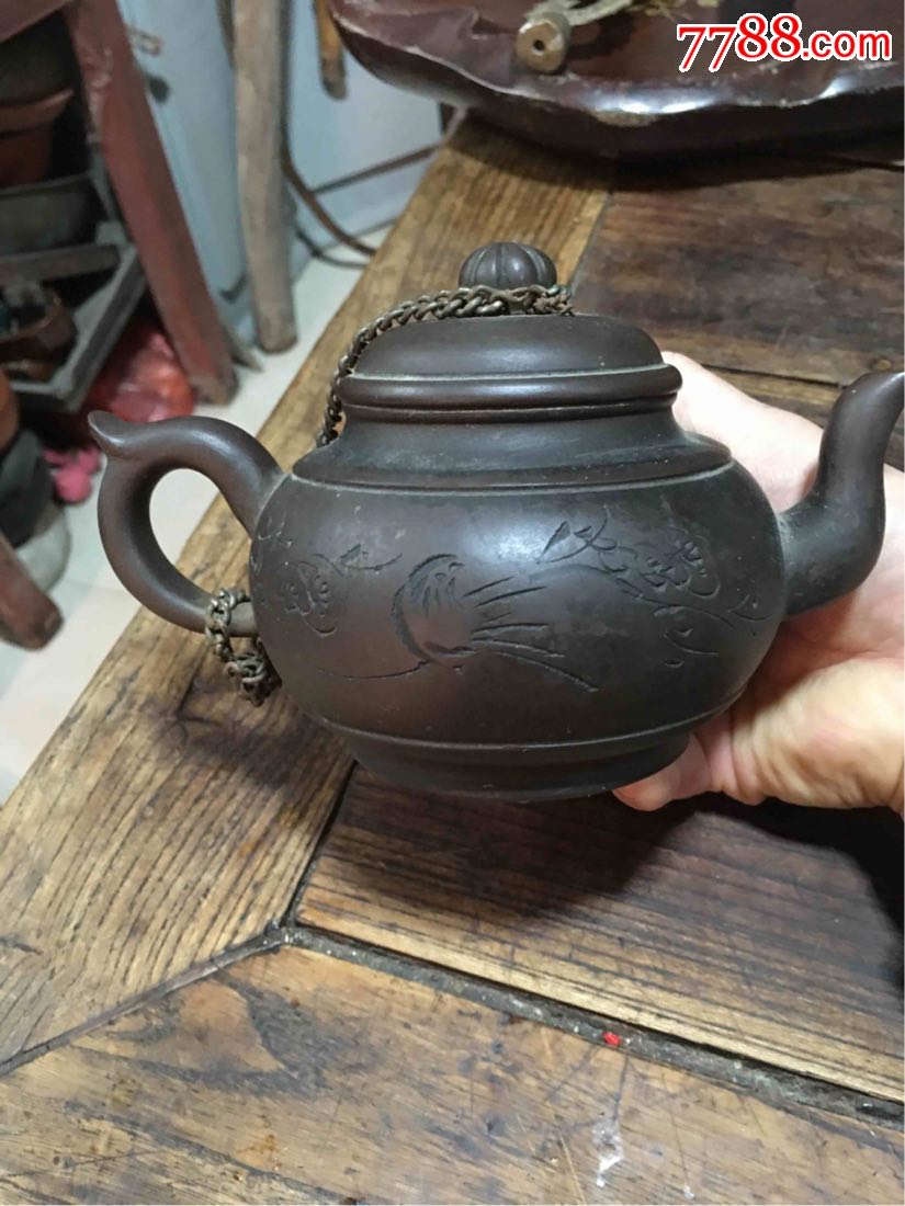 张爱华国家级高级工艺美术师,80年代制作喜雀登梅,350cc(福)报平安