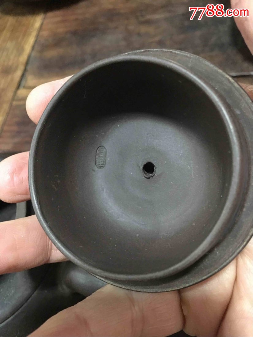 张爱华国家级高级工艺美术师,80年代制作喜雀登梅,350cc(福)报平安
