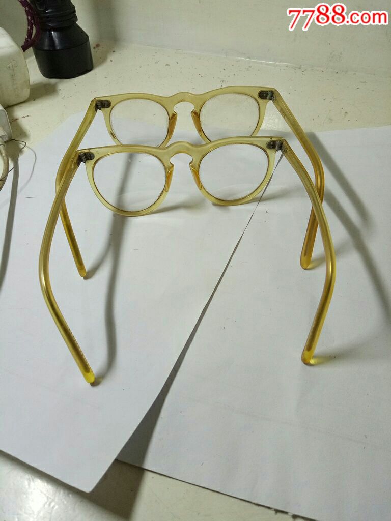 诚转两幅老眼镜