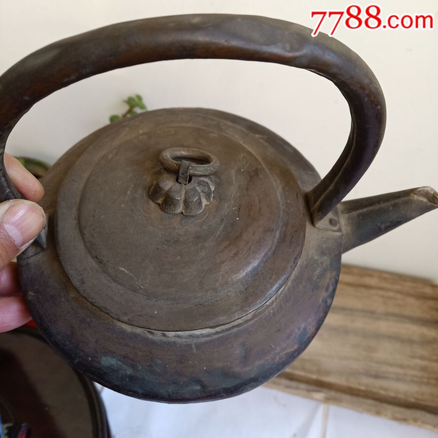清代红铜茶壶品相完整如图包老保真