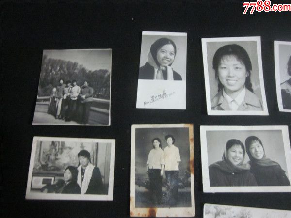 【时代记忆老照片收藏】上世纪60-70年代家庭妇女和姐妹情深一组14张.