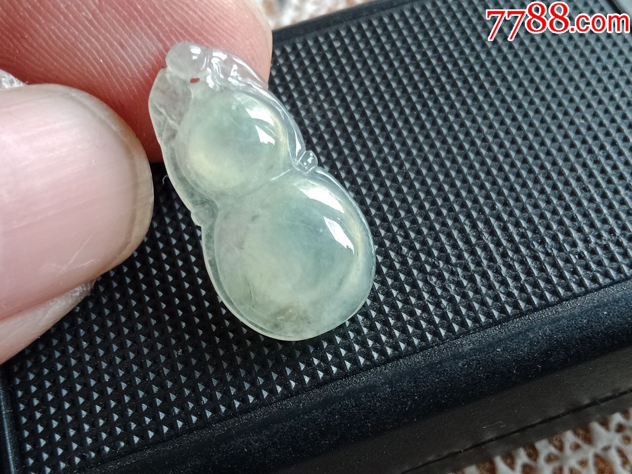 翡翠冰种15726小葫芦挂件送证书