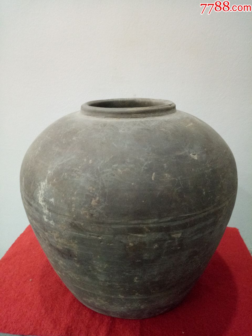 汉陶罐