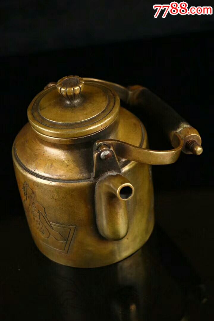 民国时期纯铜壶一个.