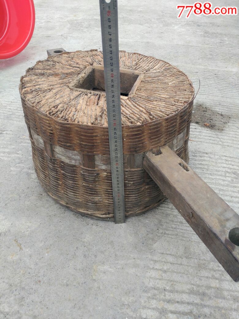 旧社会农村里用来碾压稻谷脱壳的碓(tui)子一台【净重132公斤,只发