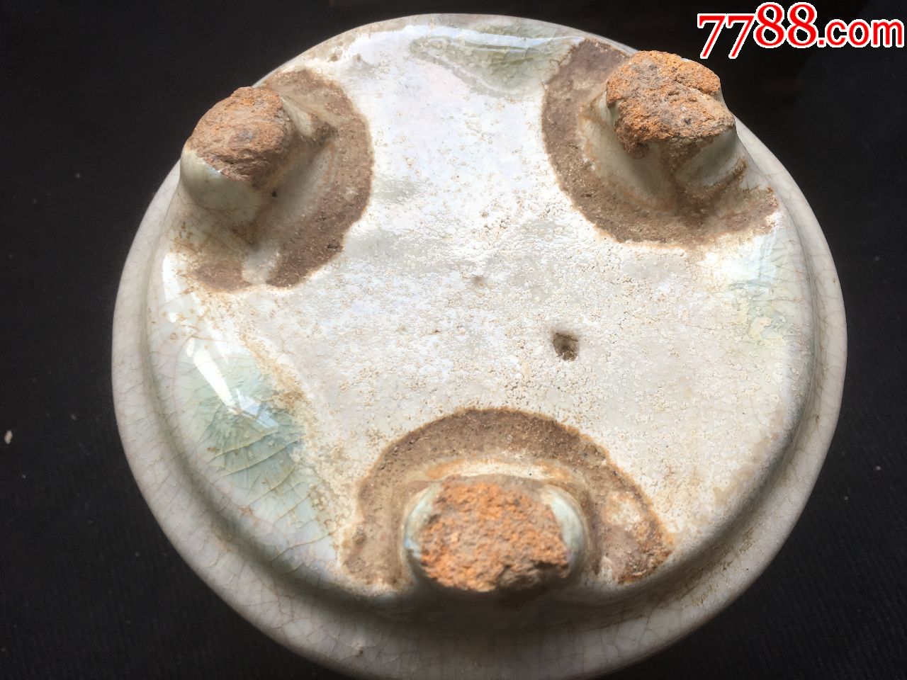 清朝中期石湾哥白釉开片三足满釉香炉,青白瓷/影青瓷_第9张_7788青白