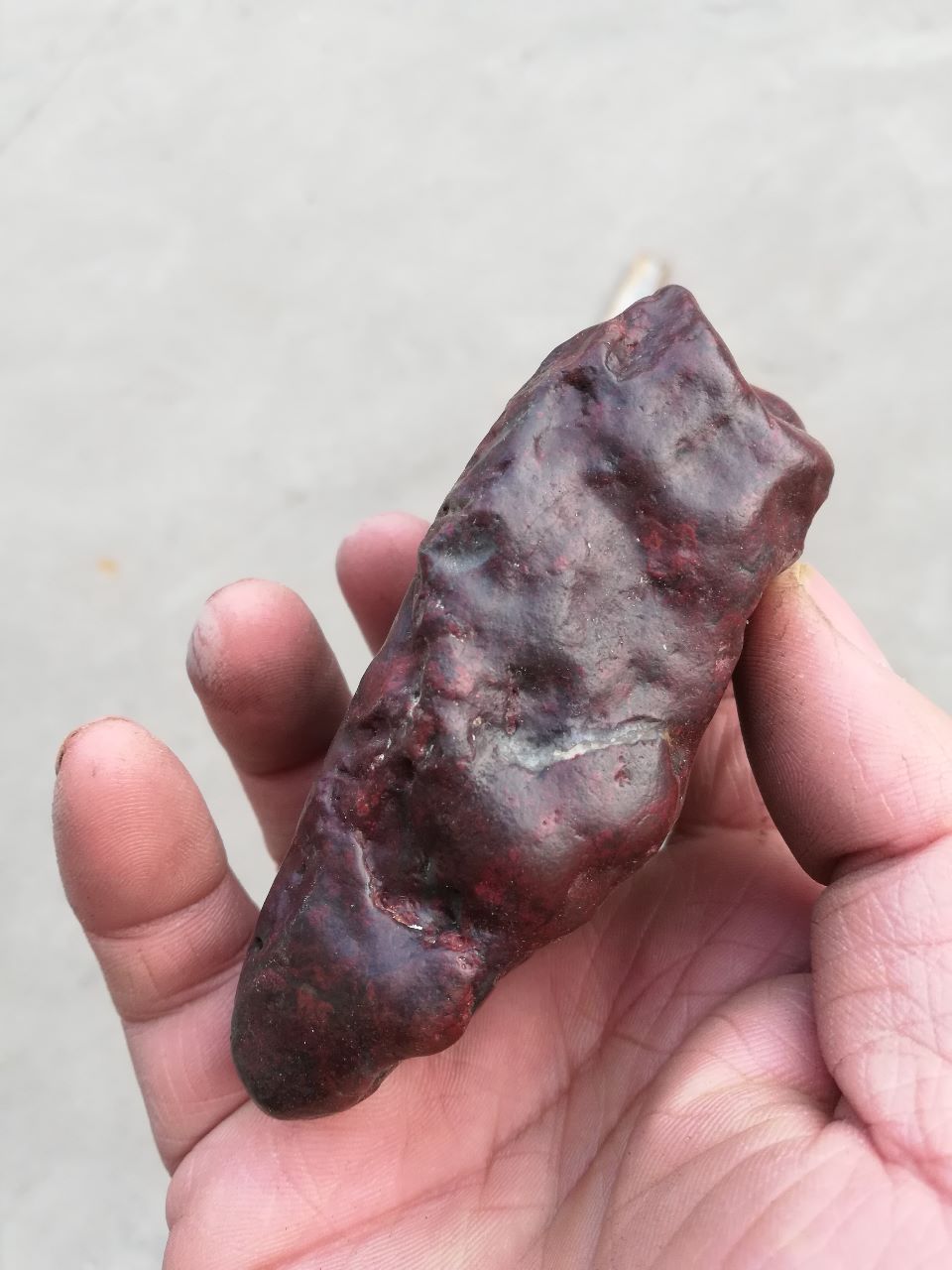 奇石陨石新疆哈密红色花伊丁陨石陨铁10厘米7厘米3厘米