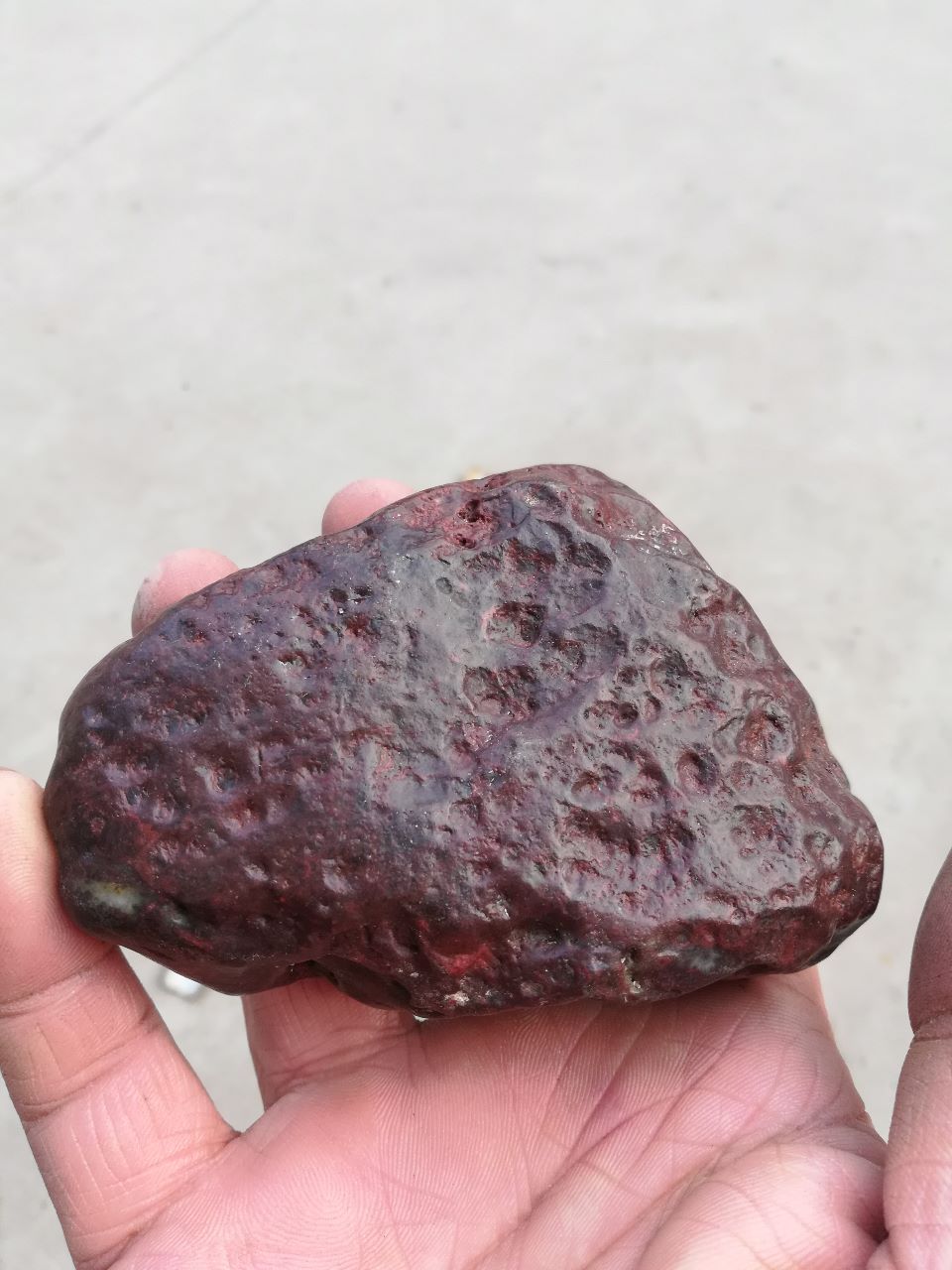 奇石陨石新疆哈密红色花伊丁陨石陨铁10厘米7厘米3厘米