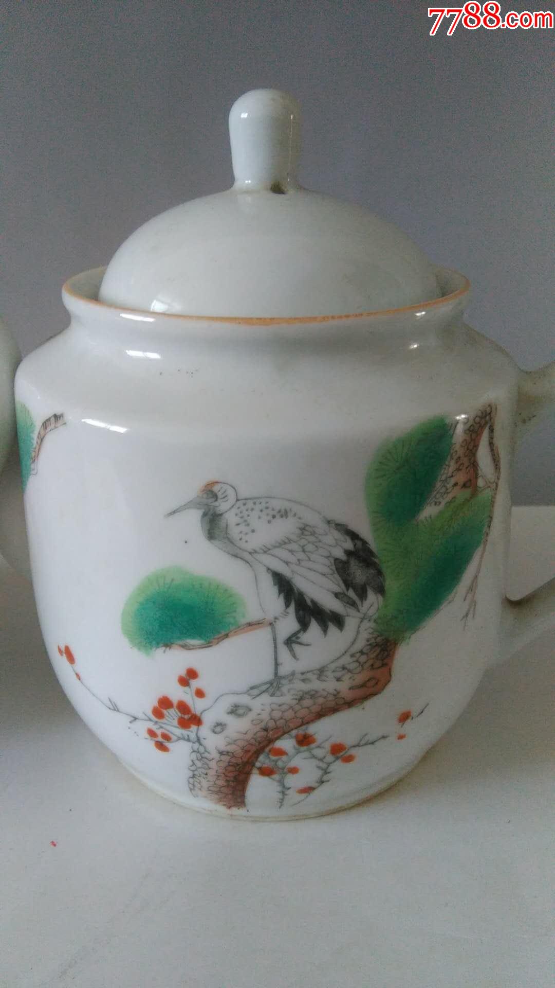 60年代景德镇手绘松鹤茶壶