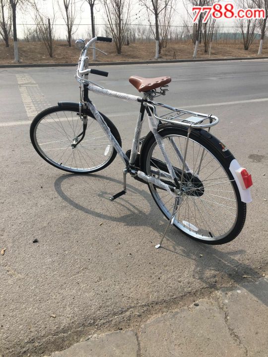 全新凤凰牌自行车