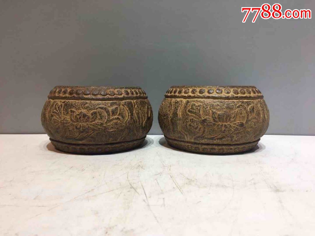 青石石鼓一对雕刻精细品相一流摆放佳品尺寸如图