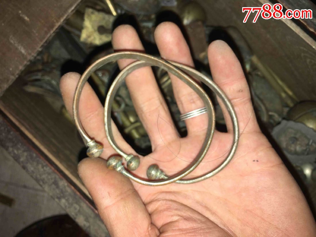 老铜手镯老物件儿