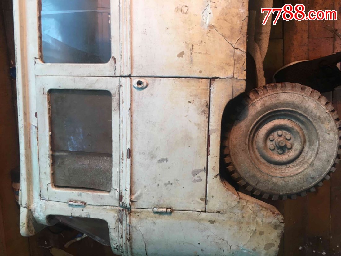 50年代汽车厂制作的大木头客车模型,怀旧漂亮的大玩具