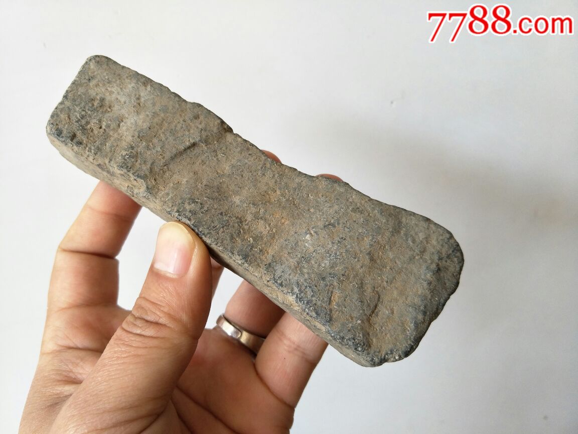 旧石器时代老石斧