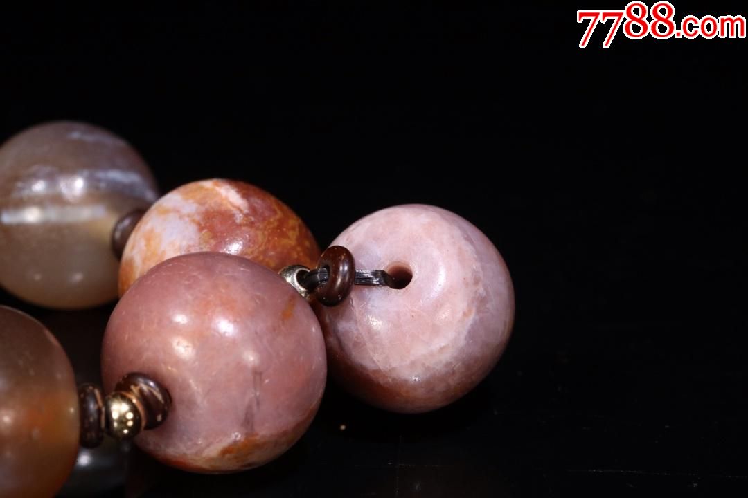 千年爆老藏传精品糖球玛瑙手串_价格1800.