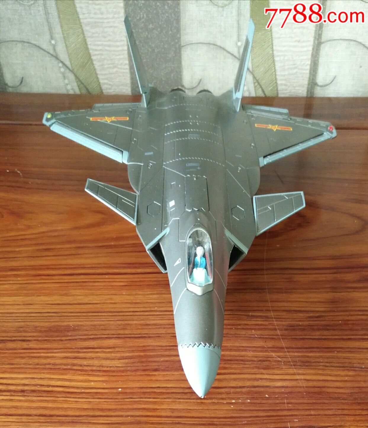 全铝合金制造【j20】重型战斗机飞机模型(1:60全