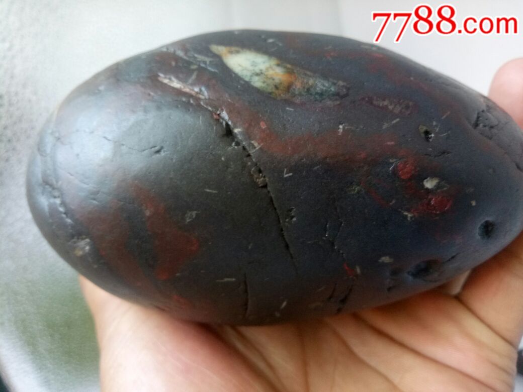 红色玉化石铁陨石(强磁)