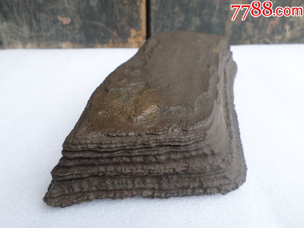 天然原型皮色观赏奇石沙漠漆戈壁石新疆哈密地表纹路层状平台泥石